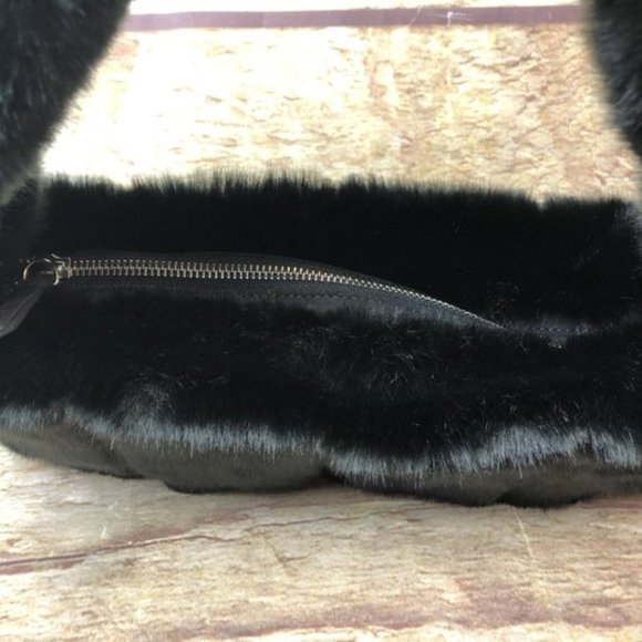 Marei 1998 Pampas Black Faux Fur Handbag NEW Small - Picture 2 of 6